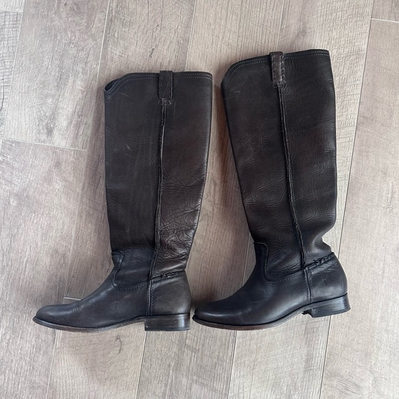FRYE Women's Cara Tall Leather Riding Boot Size 8B
